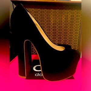 Dolce Vita DV8 Platform Heels